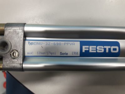 Festo Pneumatikzylinder DNU-32-690-PPV-A