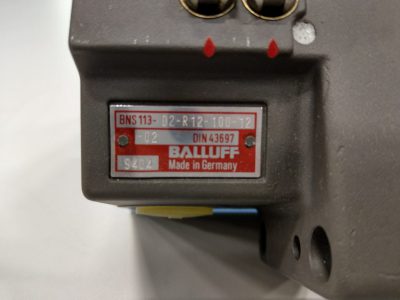 Balluff Positionsschalter / Endschalter BNS 113-DO2-R12-100-12-02