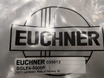 Euchner Steckverbinder SGLF4-5000P